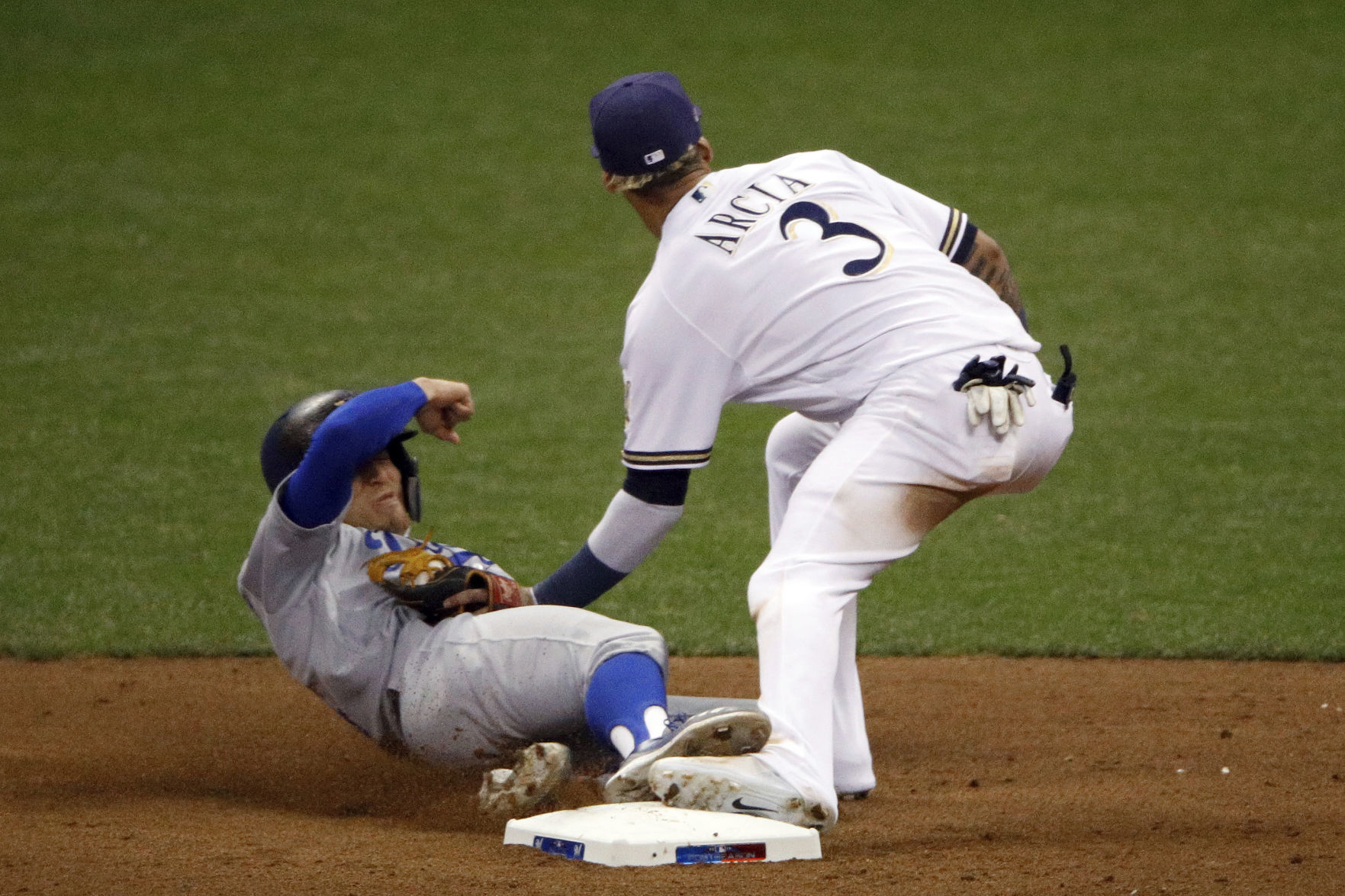Dodgers 5, Brewers 1